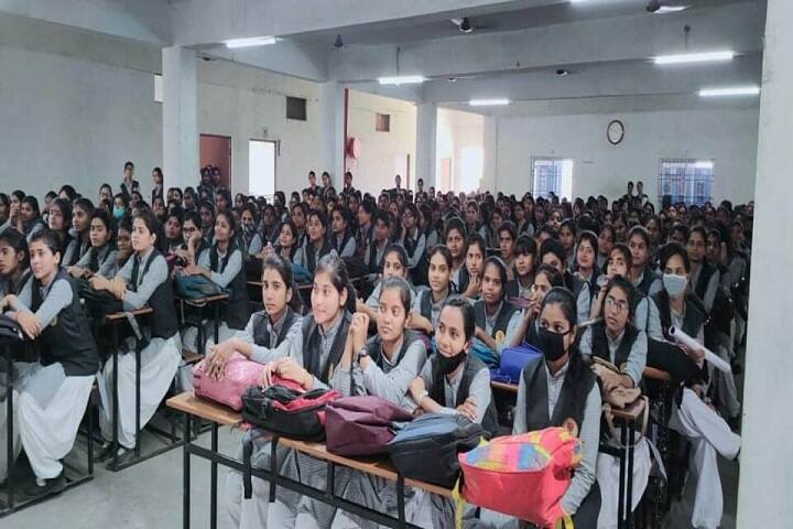 Swargiya Ramvilash Singh Shikshan Sansthan Mahila Mahavidyalaya campus in Chandauli, Uttar Pradesh, India — photo 3
