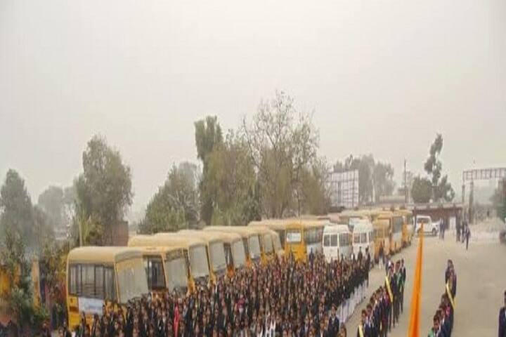 Swargiya Ramvilash Singh Shikshan Sansthan Mahila Mahavidyalaya campus in Chandauli, Uttar Pradesh, India — photo 5