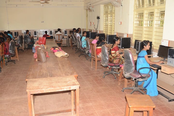 University College of Education campus in Dharwad, Karnataka, India — photo 4