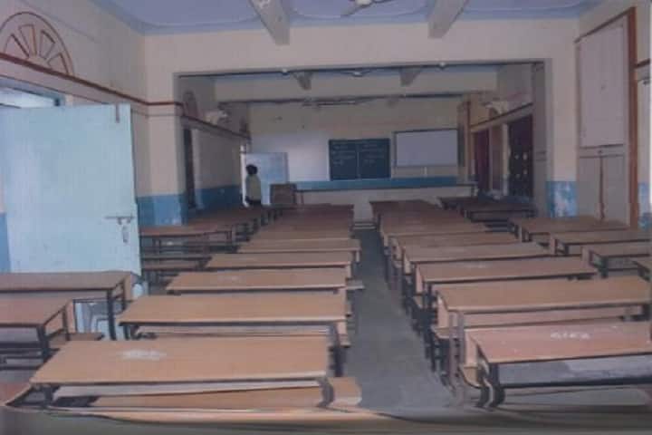 Dr Vishwanathrao Karad College of Education campus in Beed, Maharashtra, India — photo 2