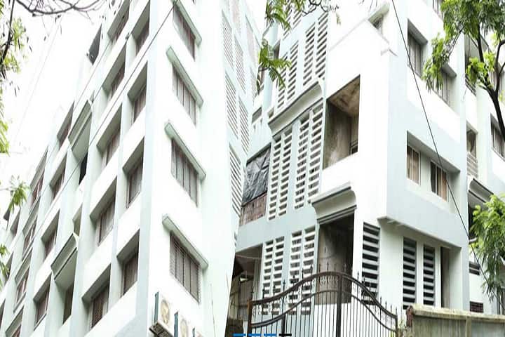 RR Educational Trust's College of Education campus in Mumbai, Maharashtra, India — photo 1