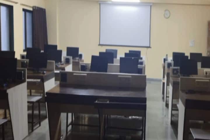 RR Educational Trust's College of Education campus in Mumbai, Maharashtra, India — photo 6