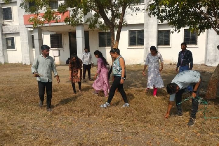 Sumantai Patil BEd College campus in Pachora, Maharashtra, India — photo 3