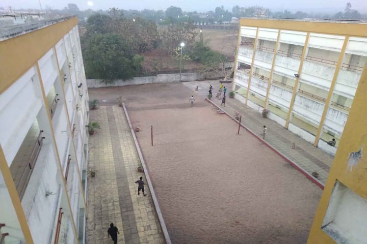 SSR College of Education campus in Silvassa, Dadra and Nagar Haveli, India — photo 3
