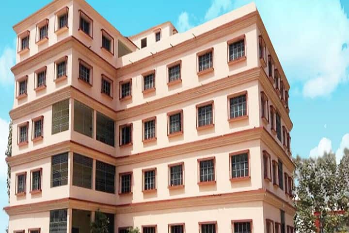 Pratibha Pallavan Teachers Training College campus in Patna, Bihar, India — photo 1