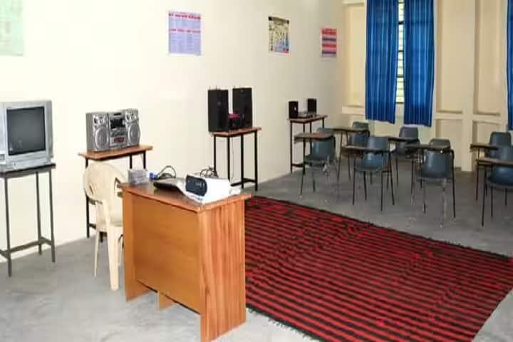 Liberal College of Education campus in Indore, Madhya Pradesh, India — photo 2