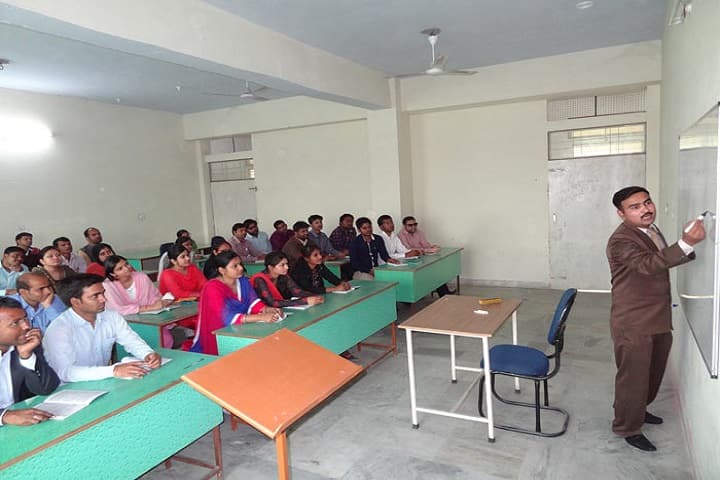 Shekhar College of Education campus in Lucknow, Uttar Pradesh, India — photo 1