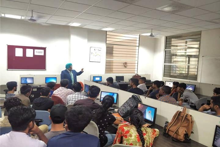 Quest Group of Institutions campus in Mohali, Punjab, India — photo 4