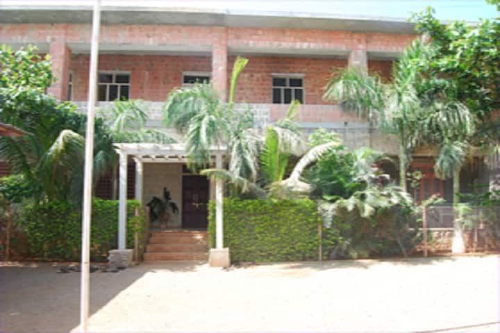 Sree Siddalingeshwara Vidyapeeth Trusts College of Education campus in Ingaleshwar, Karnataka, India — photo 1