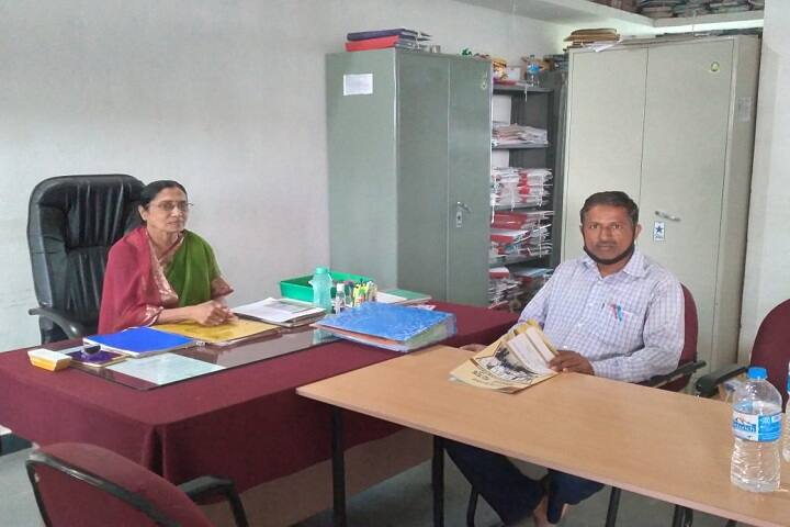 Sree Siddalingeshwara Vidyapeeth Trusts College of Education campus in Ingaleshwar, Karnataka, India — photo 4