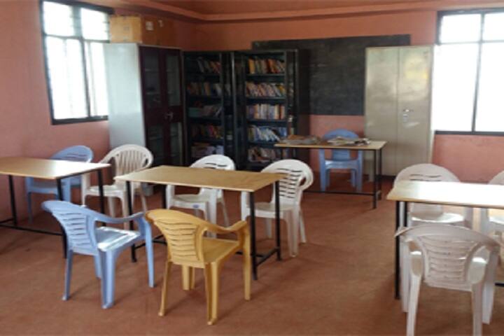Sree Siddalingeshwara Vidyapeeth Trusts College of Education campus in Ingaleshwar, Karnataka, India — photo 5