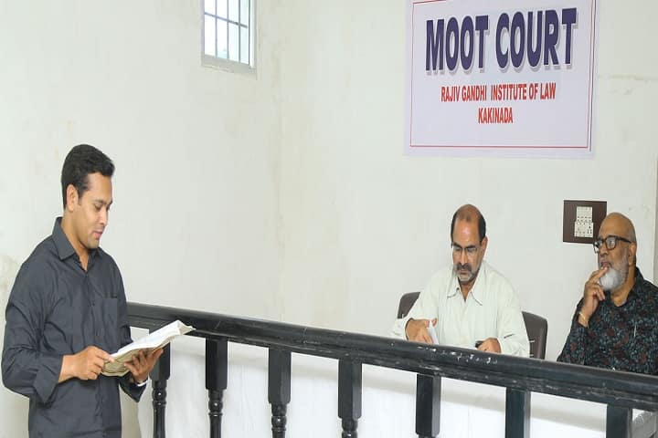 Rajiv Gandhi Institute of Law campus in Kakinada, Andhra Pradesh, India — photo 3
