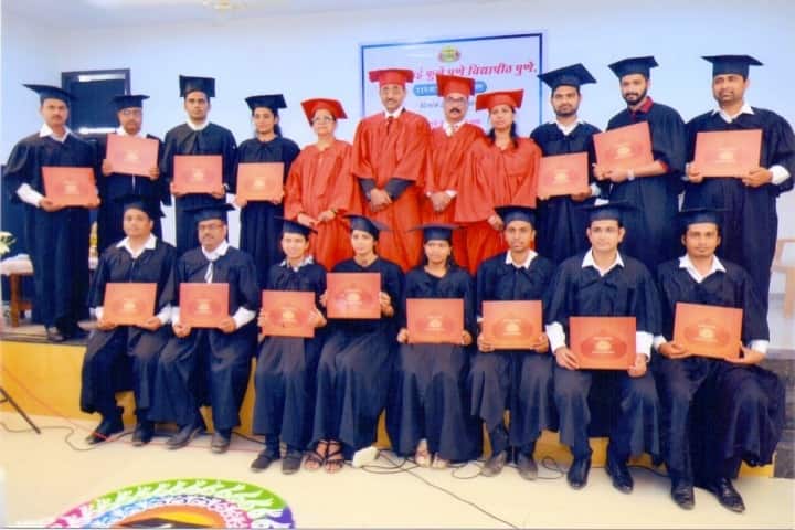 Navjeevan Law College campus in Nashik, Maharashtra, India — photo 5