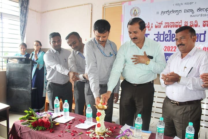 Smt Lakshmi S Nanavate B Ed College campus in Ballari, Karnataka, India — photo 3