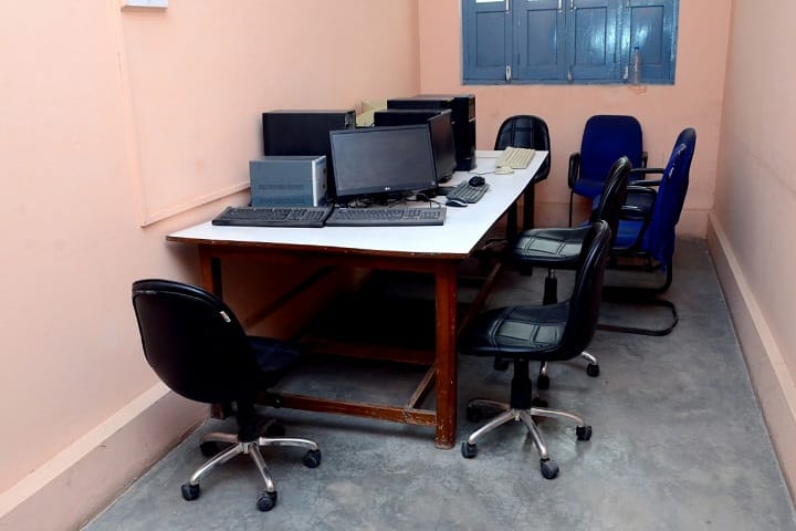 Murari Lal Rasiwasia Ayurvedic College and Hospital campus in Charkhi Dadri, Haryana, India — photo 3