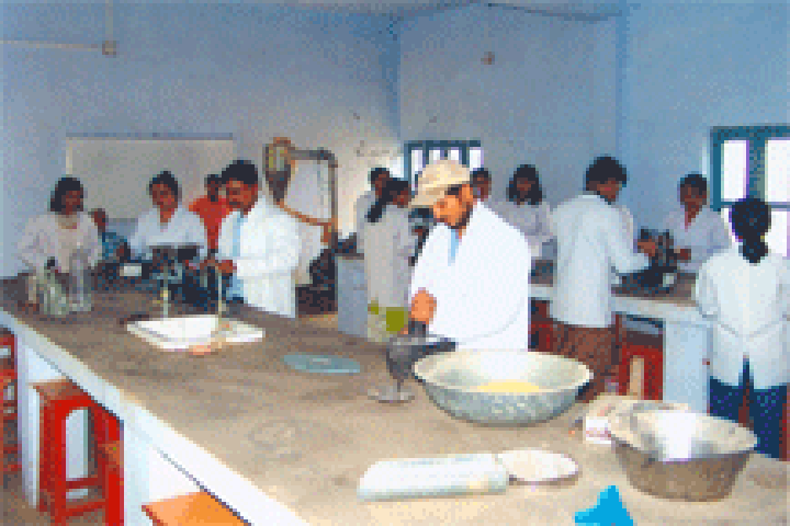 Murari Lal Rasiwasia Ayurvedic College and Hospital campus in Charkhi Dadri, Haryana, India — photo 5