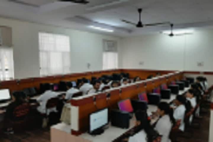 ITS Institute of Health and Allied Sciences campus in Muradnagar, Uttar Pradesh, India — photo 4