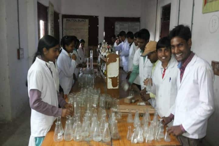 Sant Gahira Guru Vishwavidyalaya campus in Ambikapur, Chhattisgarh, India — photo 2