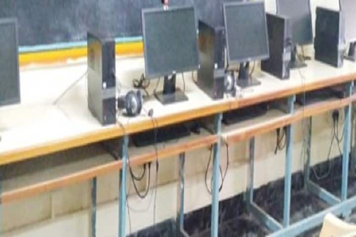 Sir CRR College of Education campus in Eluru, Andhra Pradesh, India — photo 5