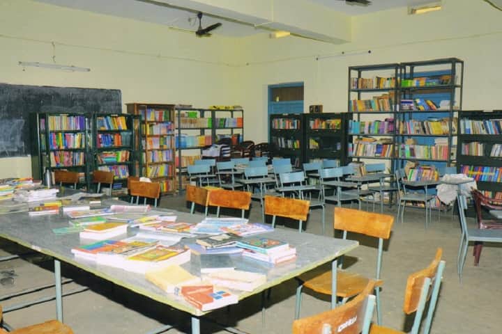 Sir CRR College of Education campus in Eluru, Andhra Pradesh, India — photo 6