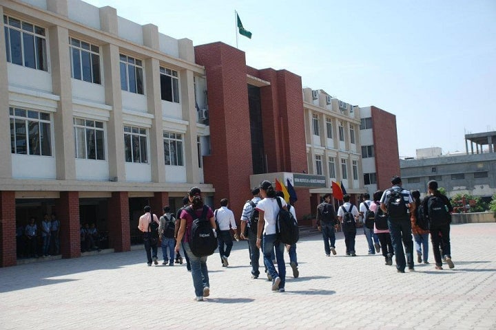 IIEBM Pune campus in Pimpri-Chinchwad, Maharashtra, India — photo 1