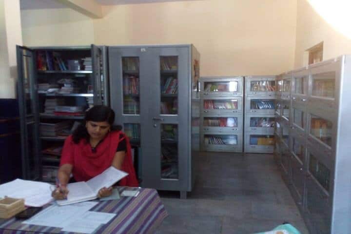 Saraswati Shiksha Mahavidyalaya campus in Mandsaur, Madhya Pradesh, India — photo 3