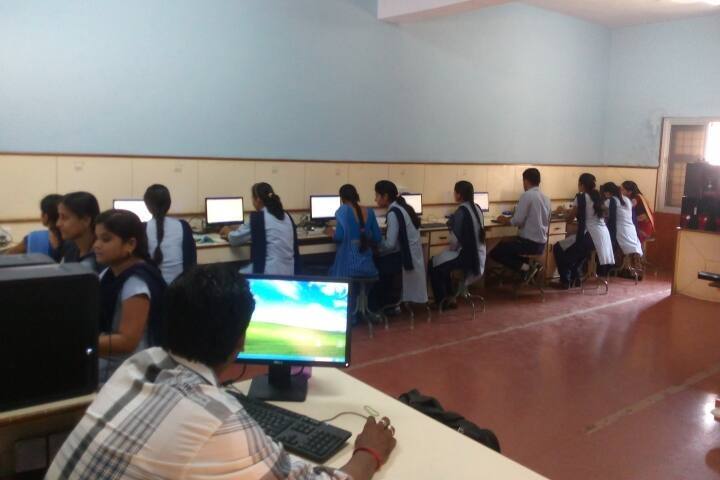 Saraswati Shiksha Mahavidyalaya campus in Mandsaur, Madhya Pradesh, India — photo 5