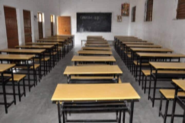 Guru Vashishth Shiksha Mahavidyalaya campus in Dewas, Madhya Pradesh, India — photo 4