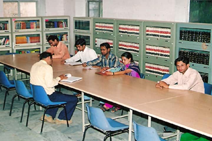 Rajdhani Law College campus in Jaipur, Rajasthan, India — photo 3