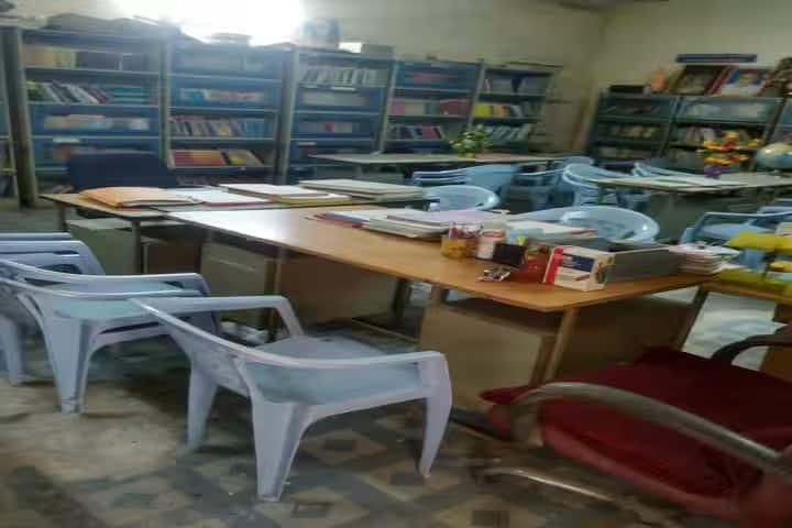Kantilal Khinwasara B Ed College campus in Pune, Maharashtra, India — photo 4