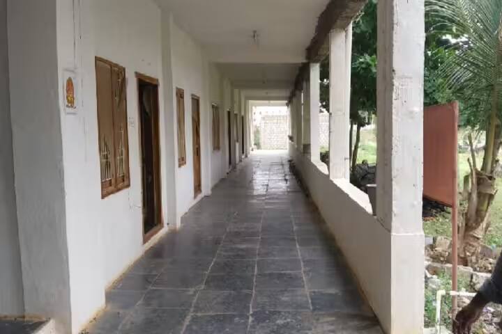 Jonnakuti Rami Reddy BEd College campus in Prakasam, Andhra Pradesh, India — photo 2