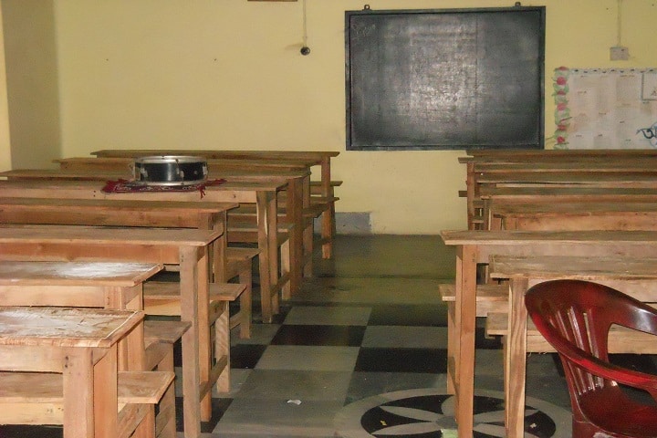 Hetampur Rajbati Primary Teachers Training Institute campus in Birbhum, West Bengal, India — photo 4