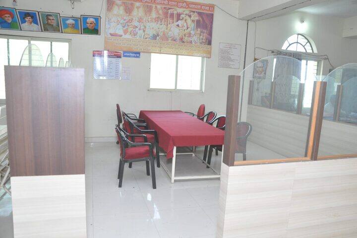 MSP Mandal's Swatantrya Senani Ramrao Awargaonkar Law College campus in Beed, Maharashtra, India — photo 5