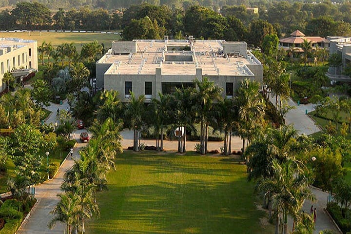 Indukaka Ipcowala Institute of Management campus in Anand, Gujarat, India — photo 2