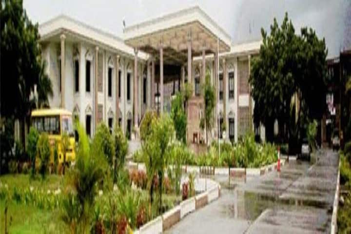 Shrimad Rajchandra Institute of Management and Computer Application campus in Surat, Gujarat, India — photo 1