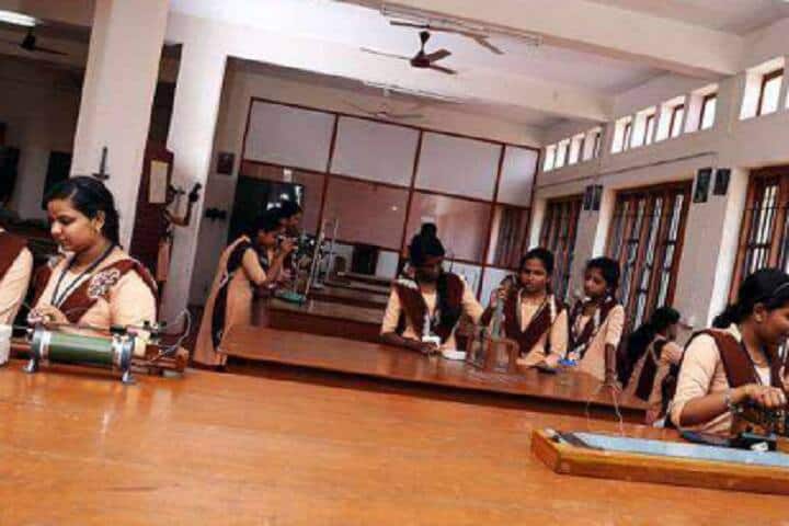 Carmel College campus in Thrissur, Kerala, India — photo 6
