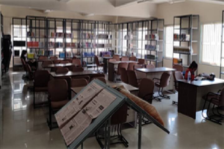 Graduate School of Management Studies campus in Ahmedabad, Gujarat, India — photo 5