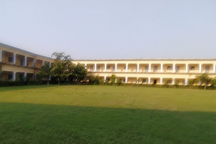 Ganga Singh Mahavidyalaya campus in Saurikh, Uttar Pradesh, India — photo 2