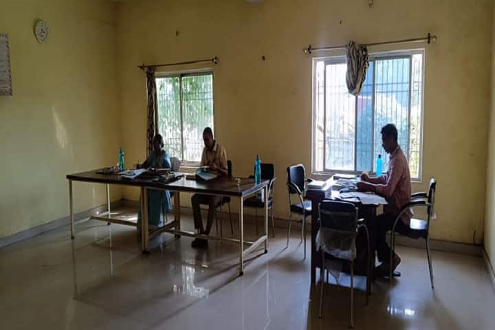Dharikshan Singh Teachers Training College campus in Bhojpur, Bihar, India — photo 2