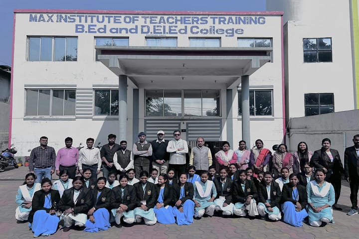 Max Institute of Teacher's Training campus in Ramgarh, Jharkhand, India — photo 1