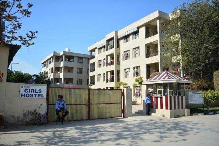 Rayat Bahra University School of Sciences campus in Mohali, Punjab, India — photo 4
