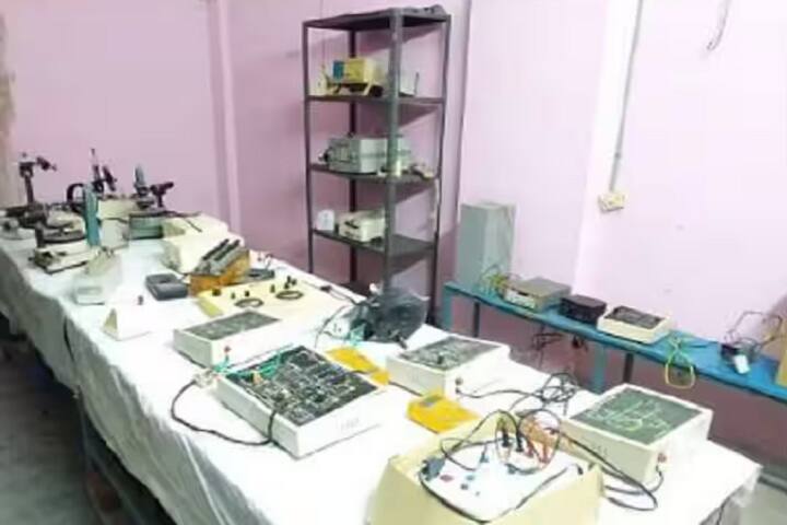 St Paul's Degree College campus in Rajahmundry, Andhra Pradesh, India — photo 6