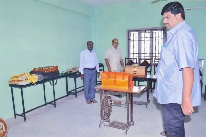 Smt Savithri College of Education campus in Tiruchirappalli, Tamil Nadu, India — photo 3