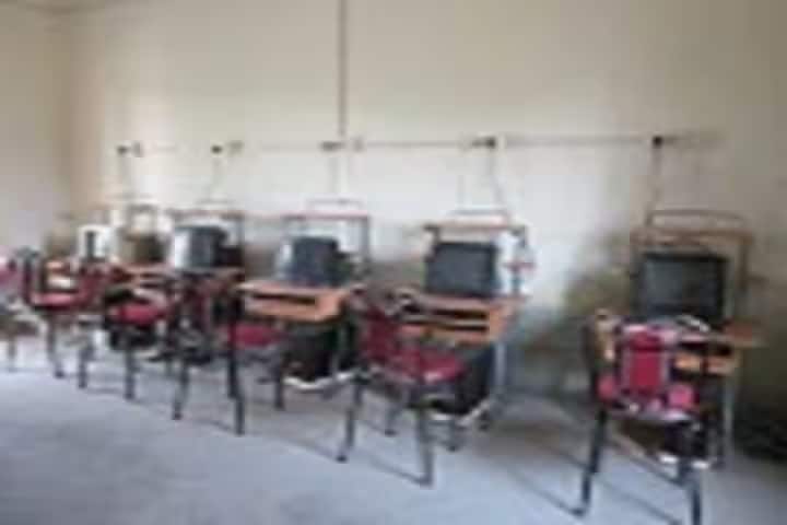 Maa Vaishno Devi Nakchhed Tiwari Girls Institute of Education and Management campus in Faizabad, Uttar Pradesh, India — photo 5