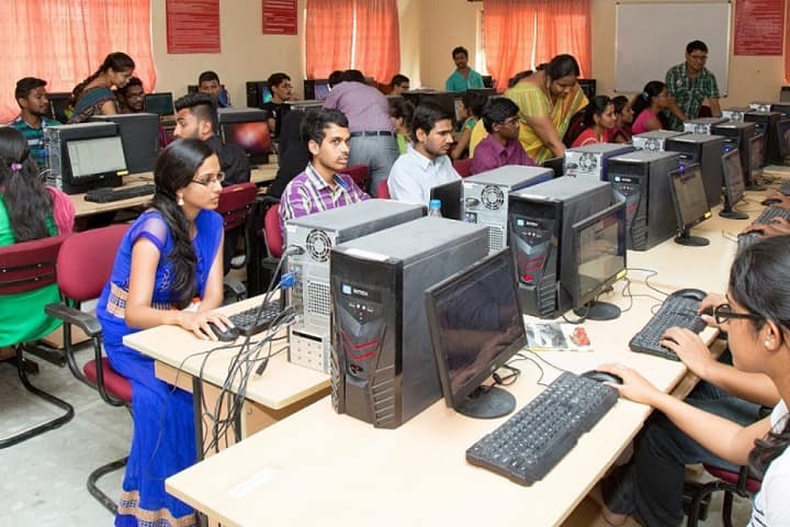Avanthi Institute of Engineering and Technology campus in Rangareddy, Telangana, India — photo 6