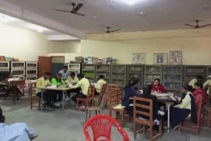 Mahatma Gandhi TT College campus in Dausa, Rajasthan, India — photo 4