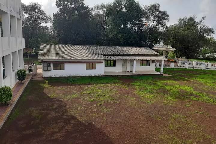 Maharashtriya Shikshan Sanstha Parag B Ed College campus in Ratnagiri, Maharashtra, India — photo 2