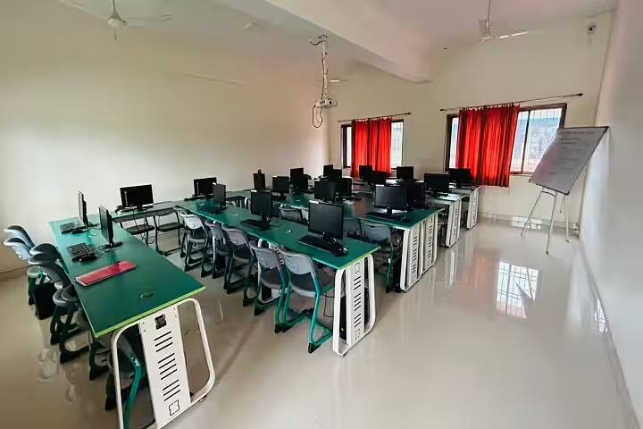 Maharashtriya Shikshan Sanstha Parag B Ed College campus in Ratnagiri, Maharashtra, India — photo 4