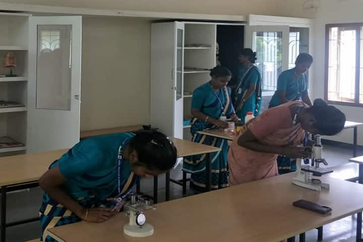 Holy Cross College of Education campus in Tiruchirappalli, Tamil Nadu, India — photo 2