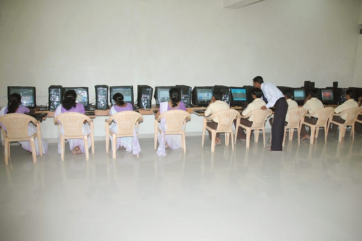 Shree Samarth College of Education and Research campus in Ahmednagar, Maharashtra, India — photo 5